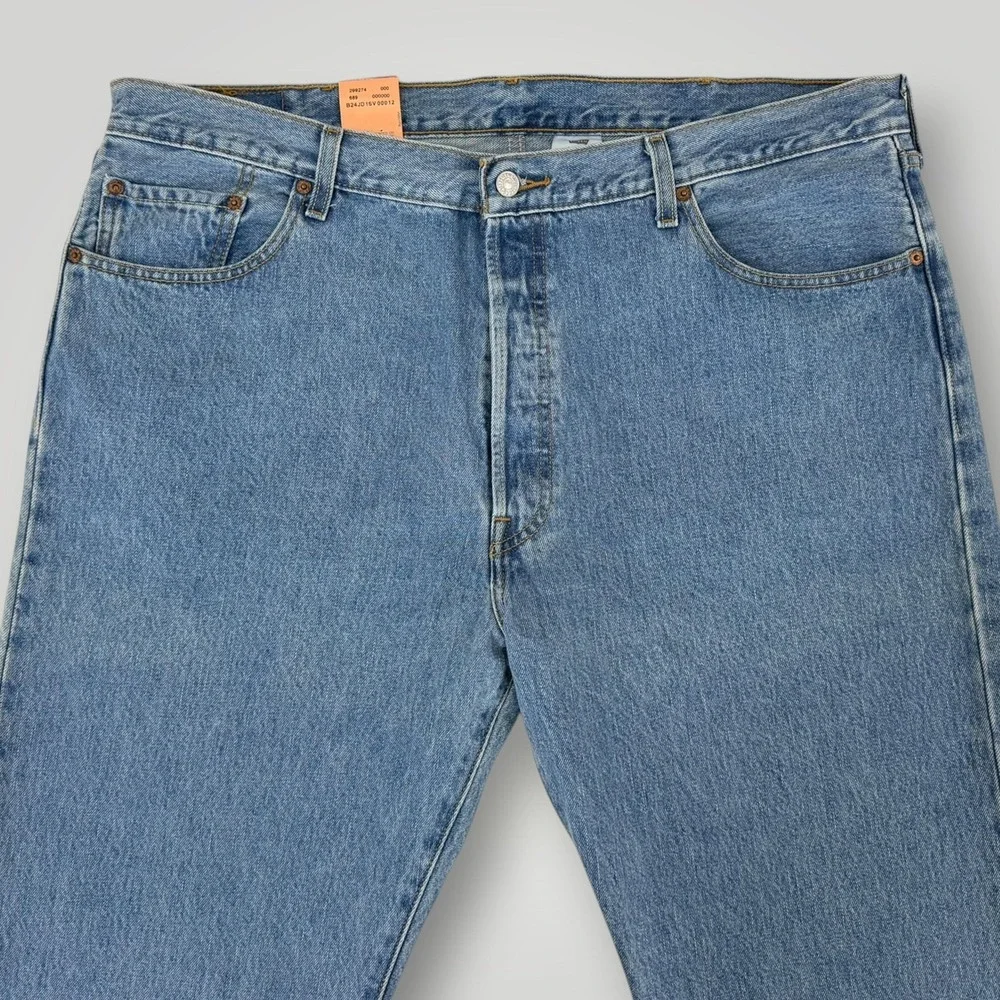 NWT Levi's 501 Jeans 42x31 Button Fly Straight Leg‎ Blue Denim Colombia